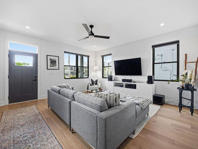 1330 Oak Street, Columbus, OH 43205 Photo 9