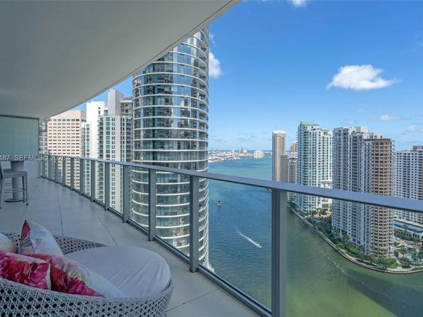 200 Biscayne Boulevard Way , Unit 3407, Miami, FL 33131