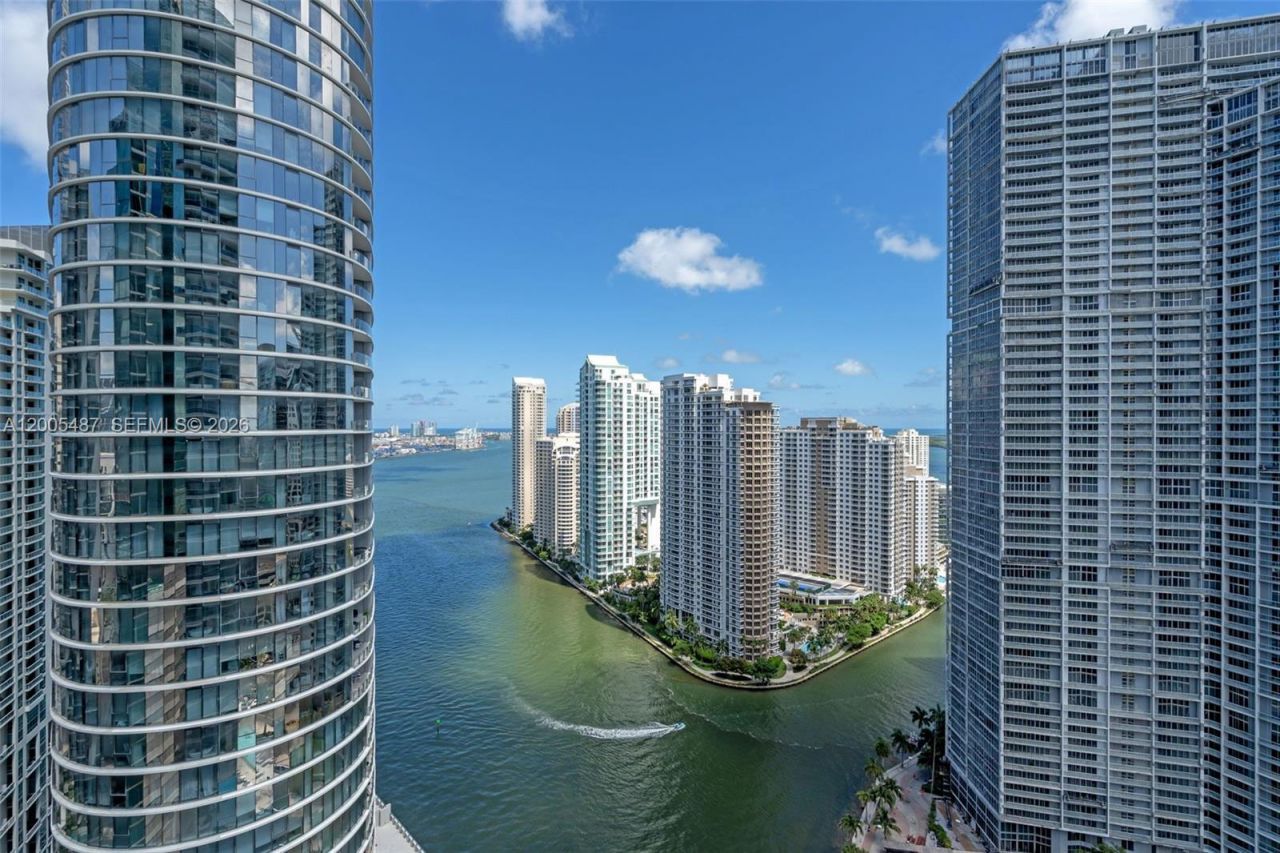 200 Biscayne Boulevard Way , Unit 3407, Miami, FL 33131 Photo