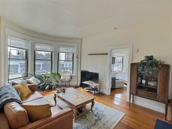 1390 Beacon, Unit 1, Brookline, MA 02446