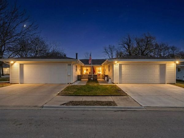 1135 Foxboro Court , Schaumburg, IL 60193