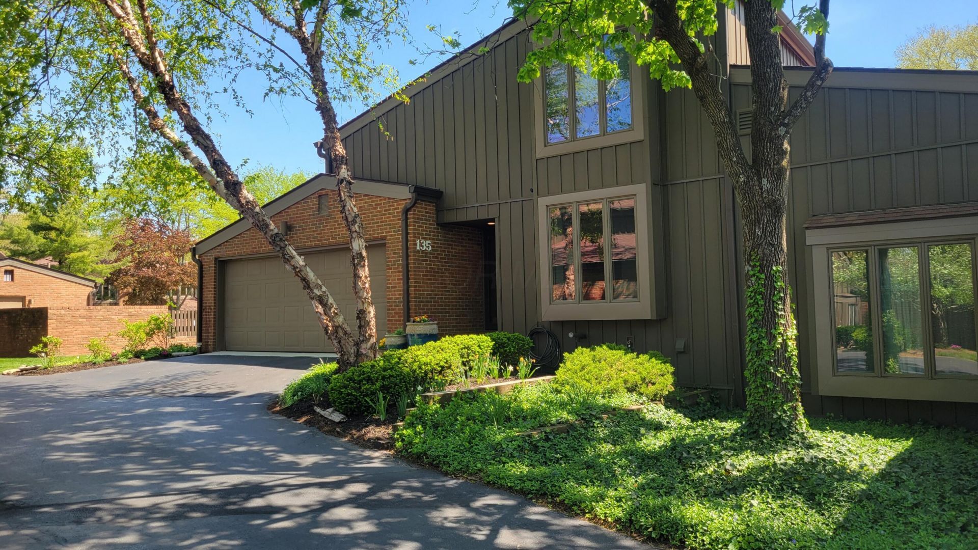 135 Glen Circle, Worthington, OH 43085 Main Photo