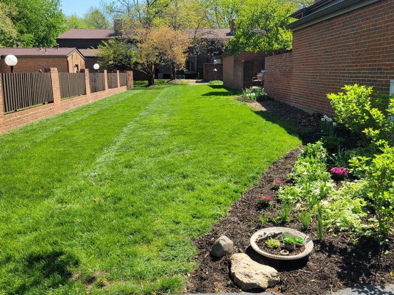 135 Glen Circle, Worthington, OH 43085 Photo 16