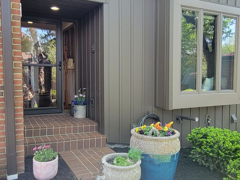 135 Glen Circle, Worthington, OH 43085 Photo 6