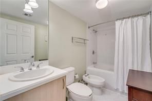 2951 S Bayshore Drive, Unit 415, Miami, FL 33133 Photo