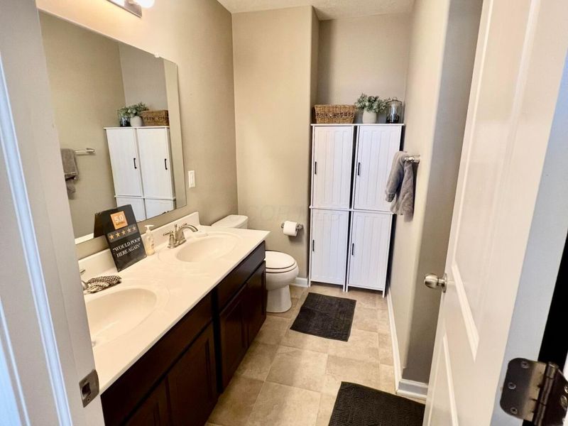 5652 Long Branch Place, Columbus, OH 43228 Photo 11