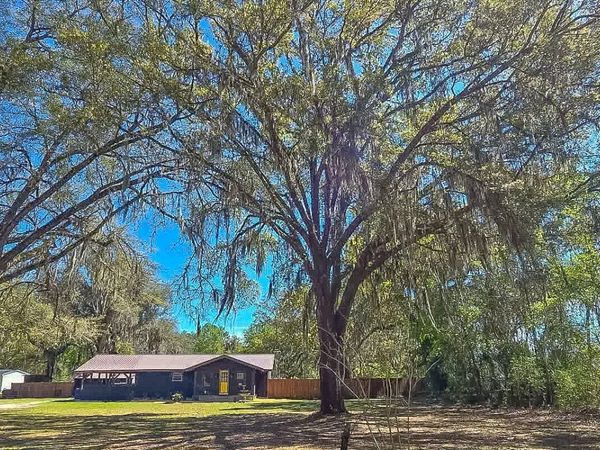 11325 YOUNG Road, Jacksonville, FL 32218