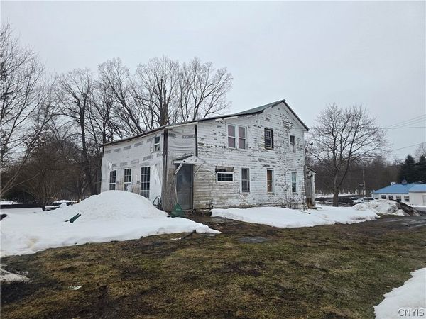 1229 County Route 3 , Hannibal, NY 13074