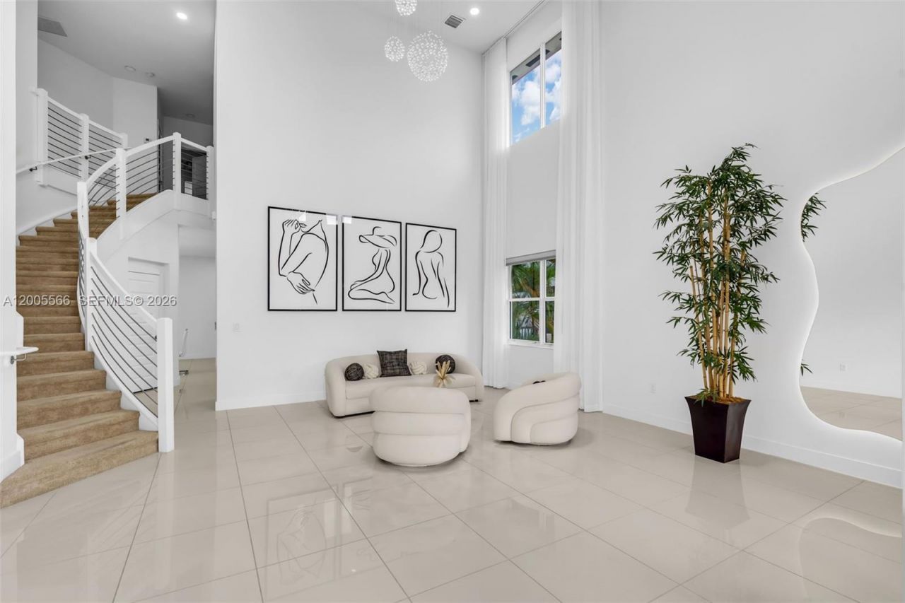 15540 NW 88th Ave, Miami Lakes, FL 33018 Photo