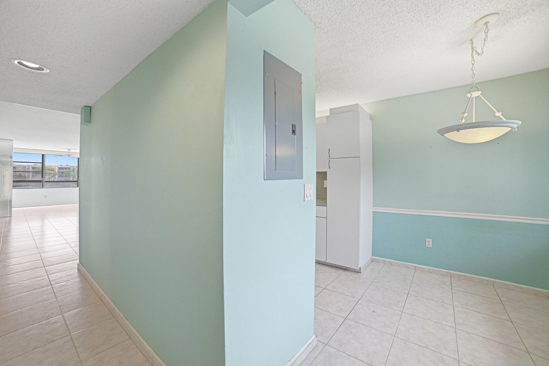10442 E Clairmont Circle, Unit 204, Tamarac, FL 33321 Photo