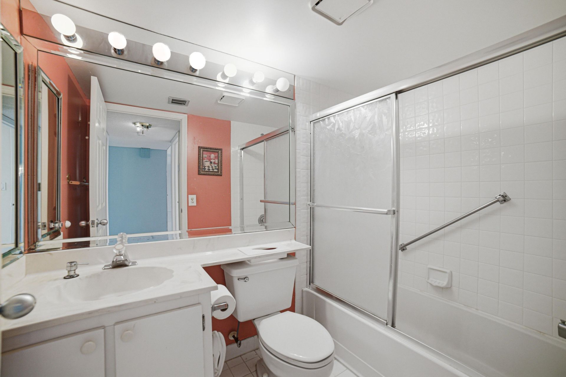 10442 E Clairmont Circle, Unit 204, Tamarac, FL 33321 Photo