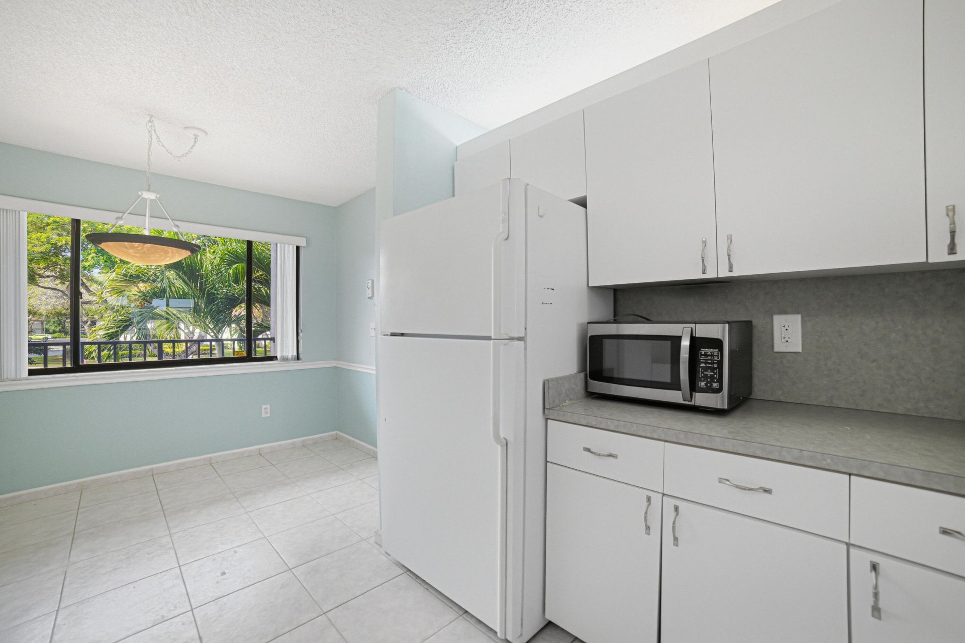10442 E Clairmont Circle, Unit 204, Tamarac, FL 33321 Photo