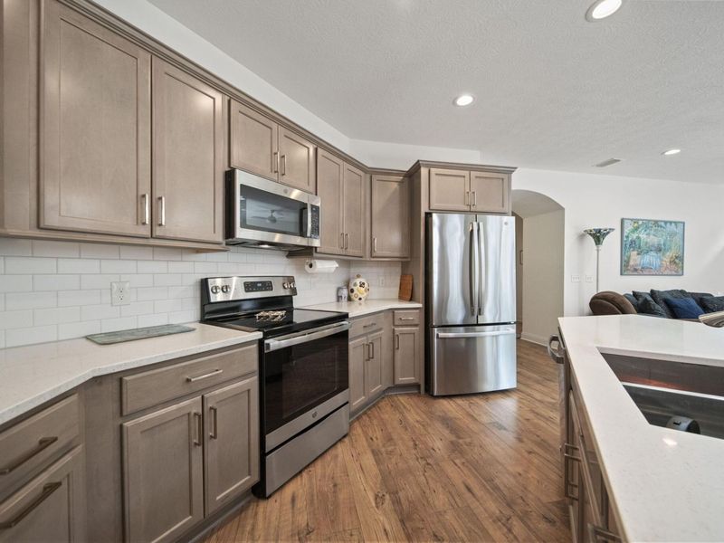 333 Parkgate Court, Delaware, OH 43015 Photo 9