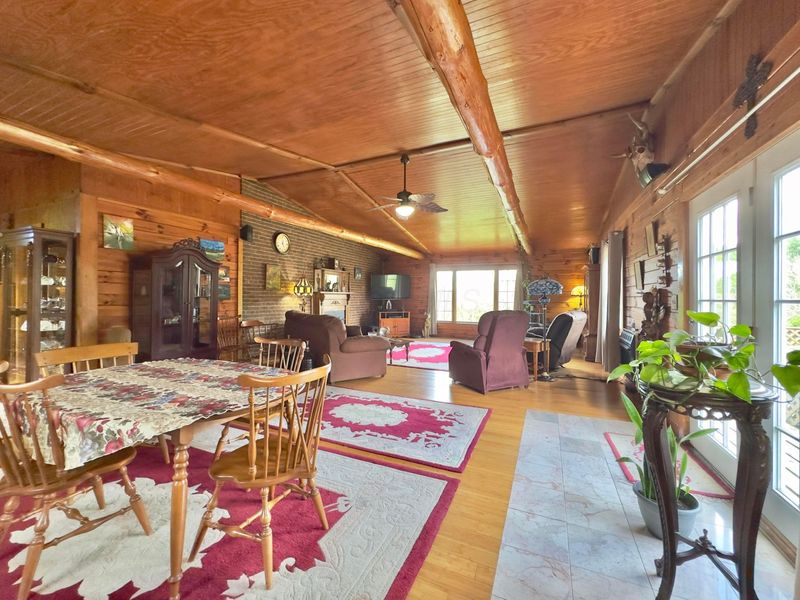 33165 Blackburn Road, Logan, OH 43138 Photo 4