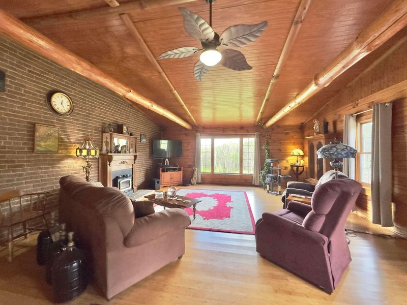 33165 Blackburn Road, Logan, OH 43138 Photo 5