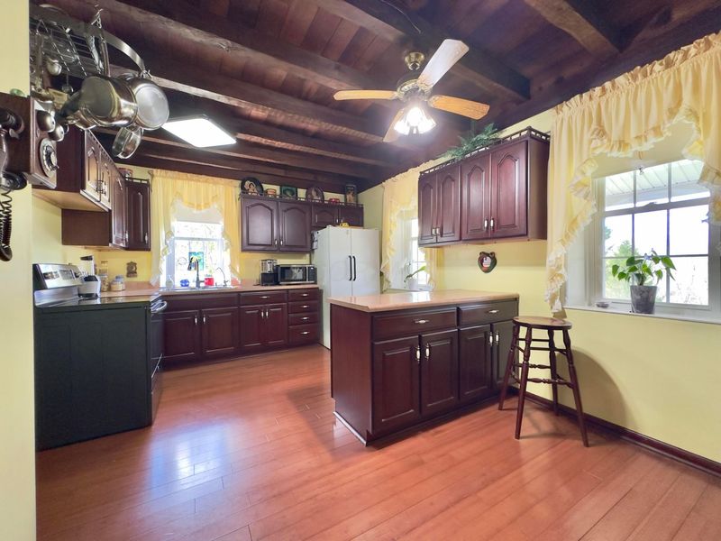 33165 Blackburn Road, Logan, OH 43138 Photo 8