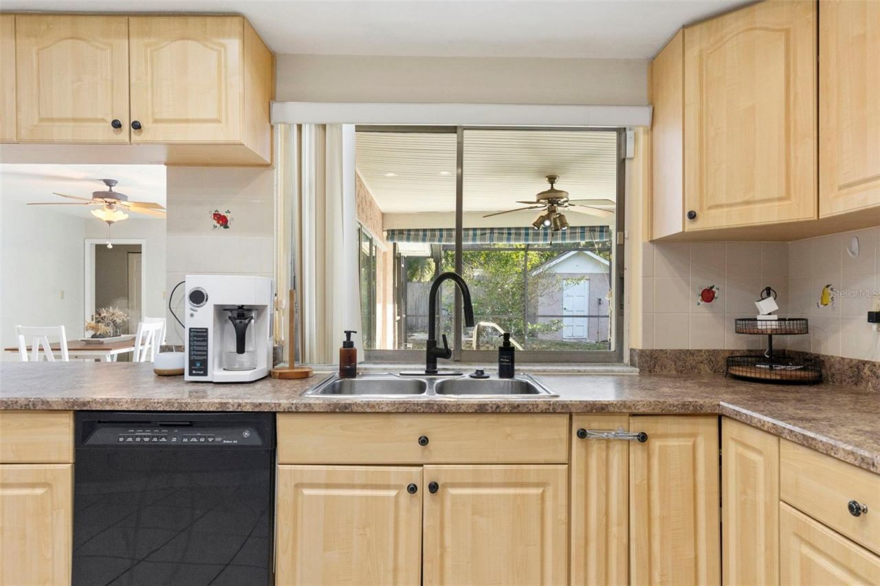 8976 Lake Drive, New Port Richey, FL 34654 Photo