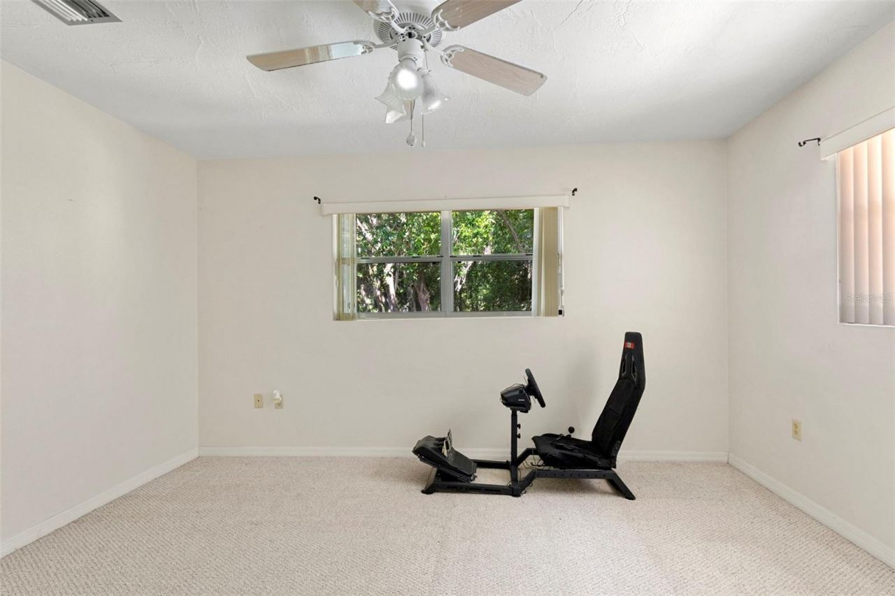 8976 Lake Drive, New Port Richey, FL 34654 Photo