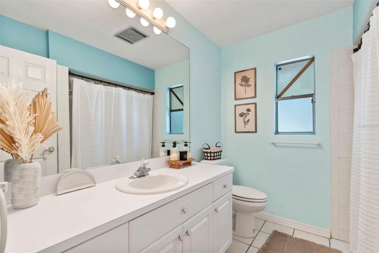 8976 Lake Drive, New Port Richey, FL 34654 Photo