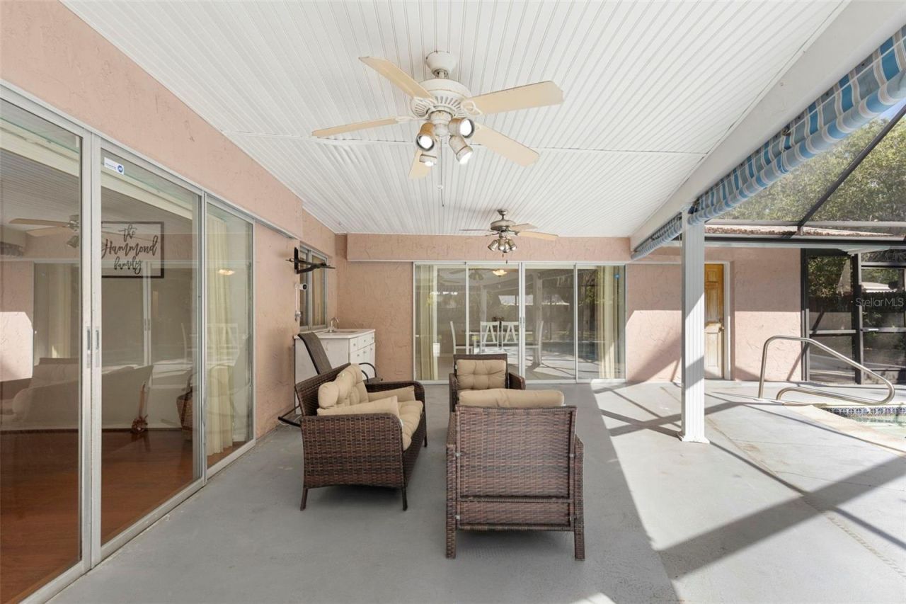 8976 Lake Drive, New Port Richey, FL 34654 Photo
