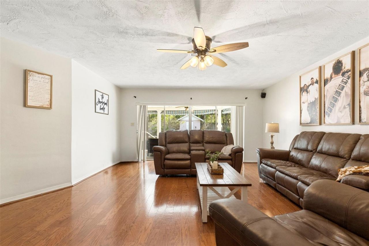 8976 Lake Drive, New Port Richey, FL 34654 Photo