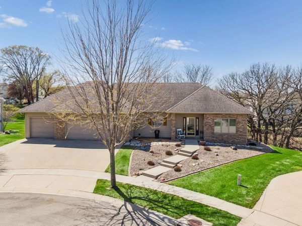 2708 Century Lane NE, Rochester, MN 55906