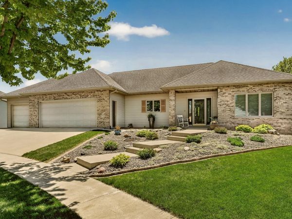 2708 Century Lane NE, Rochester, MN 55906