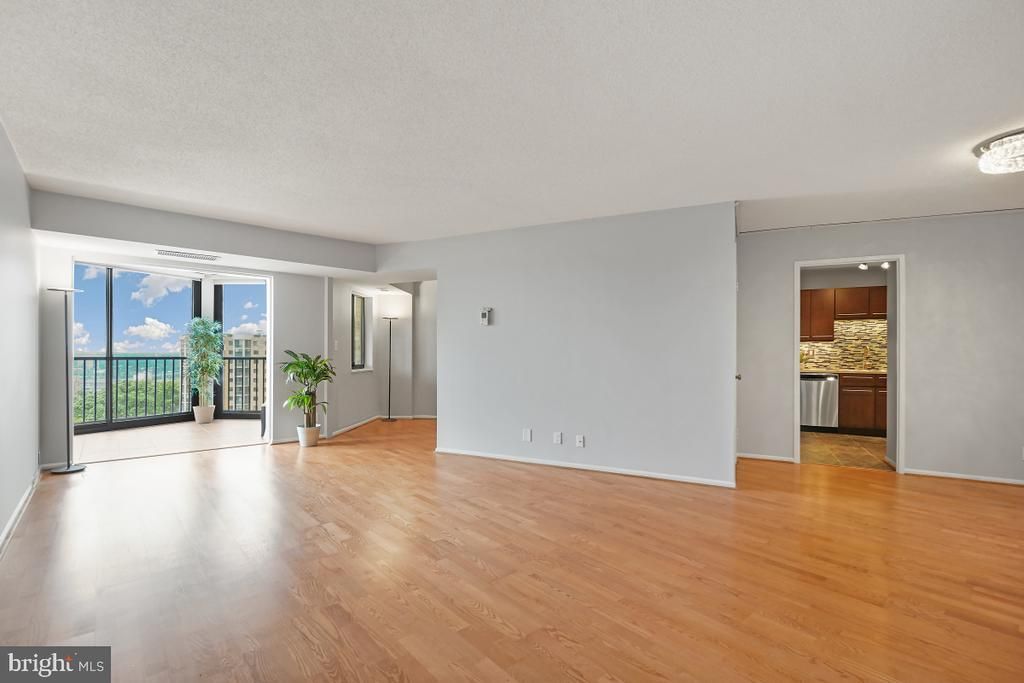 5902 Mount Eagle Drive, Unit 1503, Alexandria, VA 22303 Main Photo