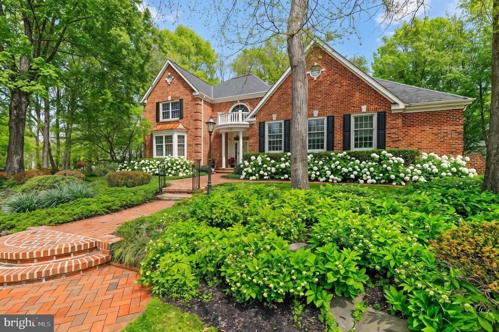 44 Stanwyck Road, Mount Laurel, NJ 08054 Main Photo