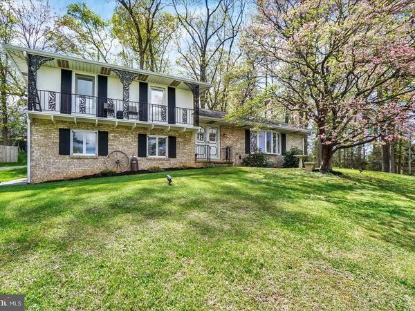 390 MEGGON ROAD, RED LION, PA 17356