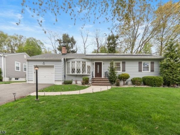 746 Roessner Dr, Union, NJ 07083
