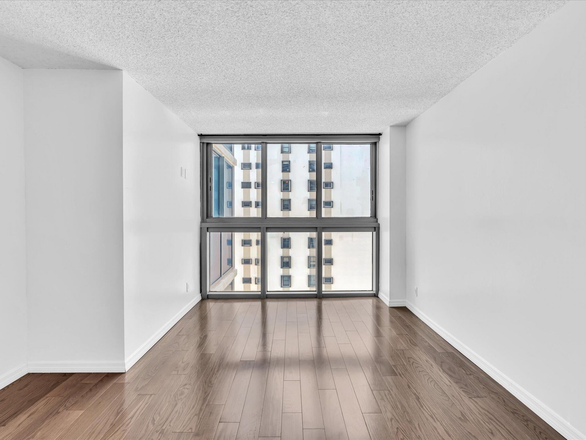2655 Collins Avenue, Unit 1710, Miami Beach, FL 33140 Photo