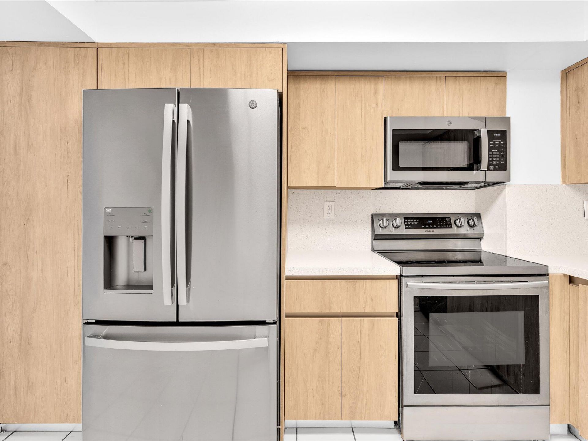 2655 Collins Avenue, Unit 1710, Miami Beach, FL 33140 Photo