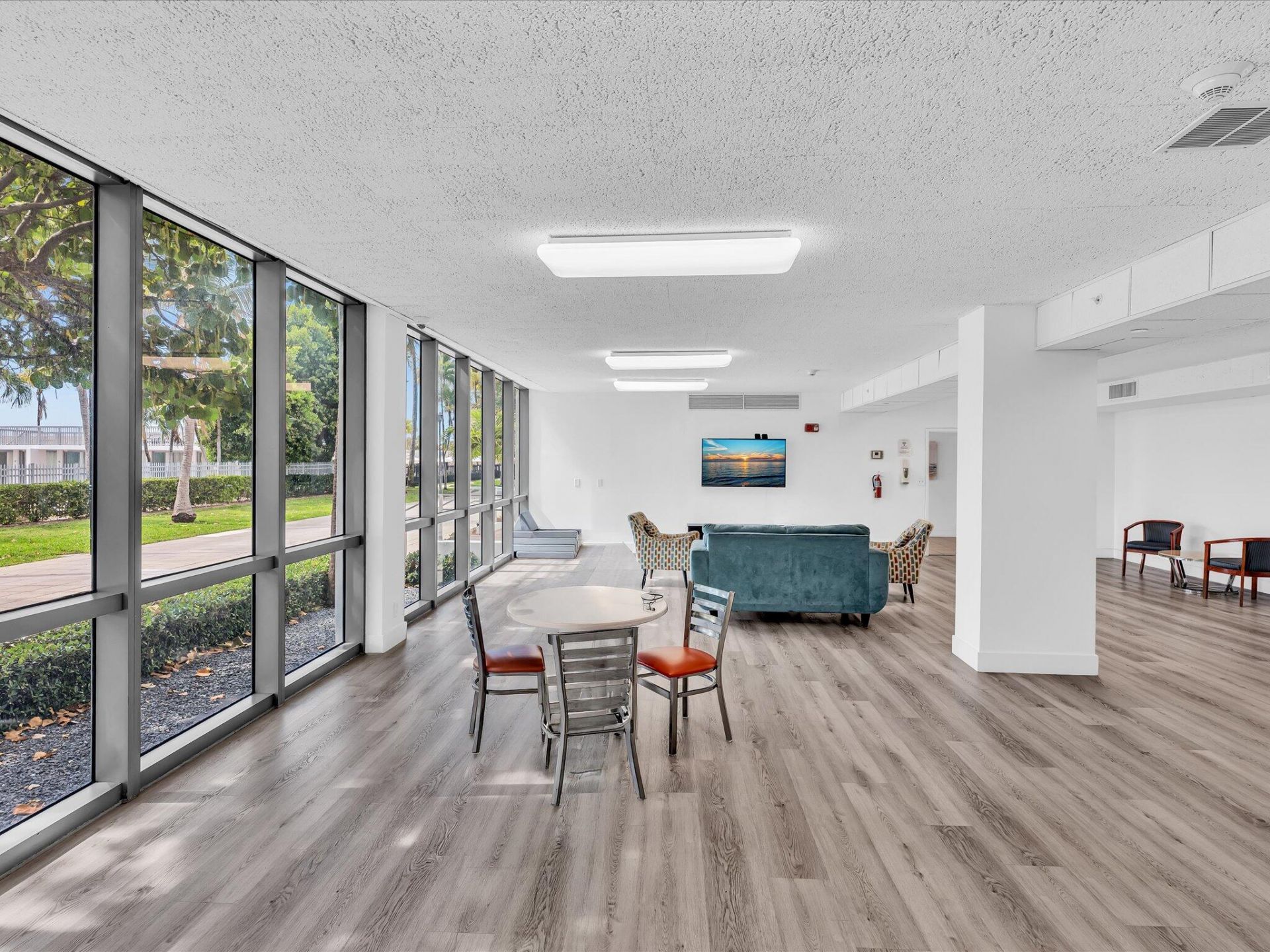 2655 Collins Avenue, Unit 1710, Miami Beach, FL 33140 Photo