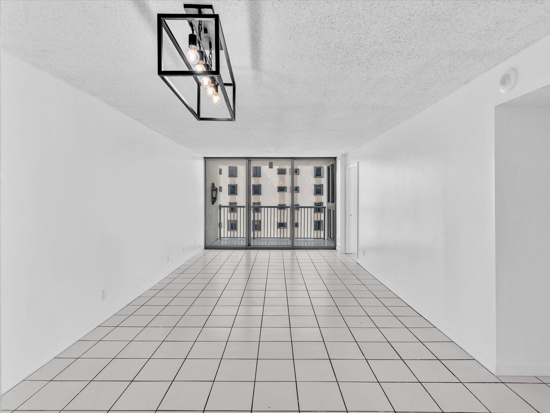 2655 Collins Avenue, Unit 1710, Miami Beach, FL 33140 Photo