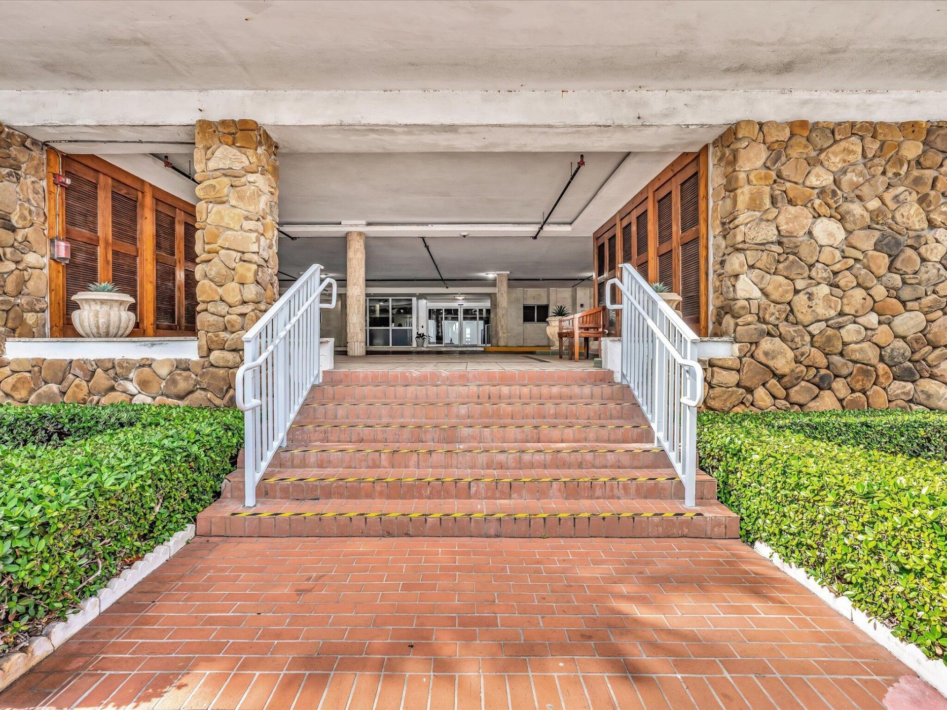 2655 Collins Avenue, Unit 1710, Miami Beach, FL 33140 Photo