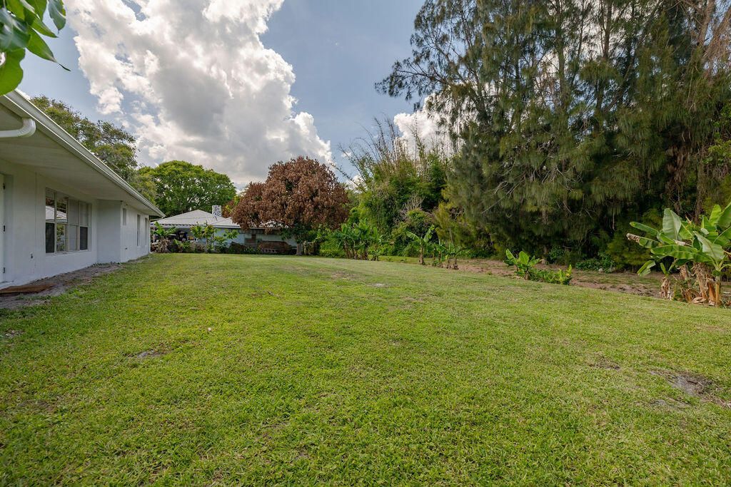 320 Chamberlain Boulevard, Fort Pierce, FL 34946 Photo