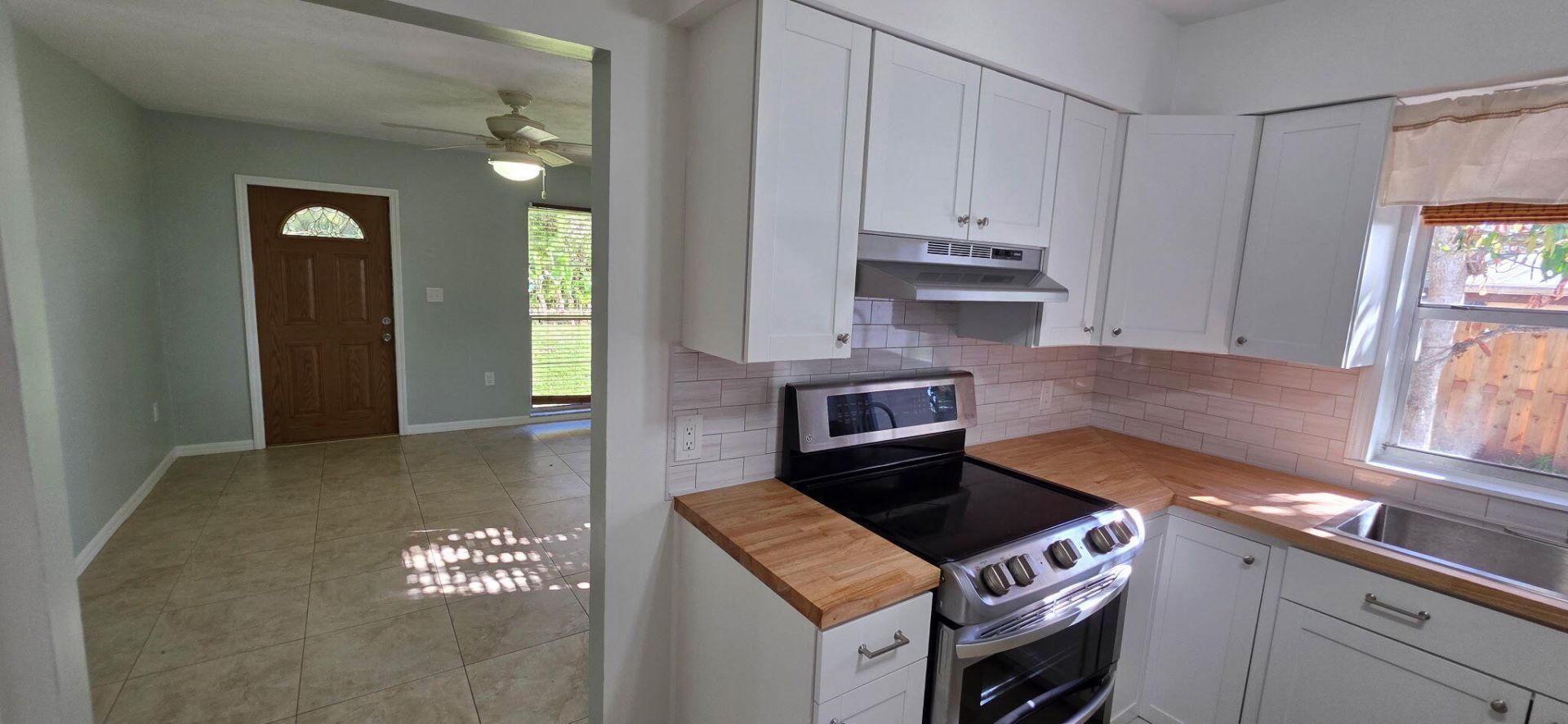 320 Chamberlain Boulevard, Fort Pierce, FL 34946 Photo