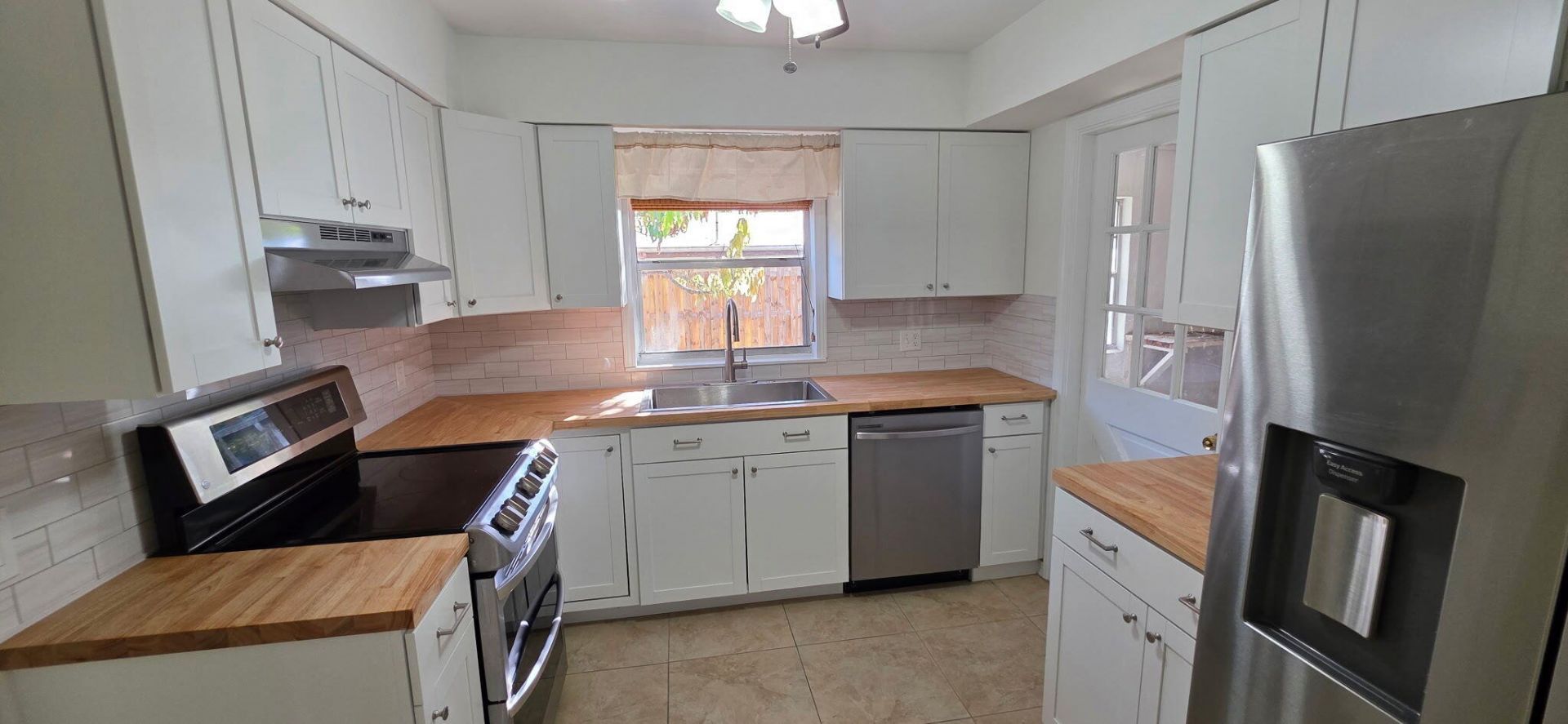 320 Chamberlain Boulevard, Fort Pierce, FL 34946 Photo