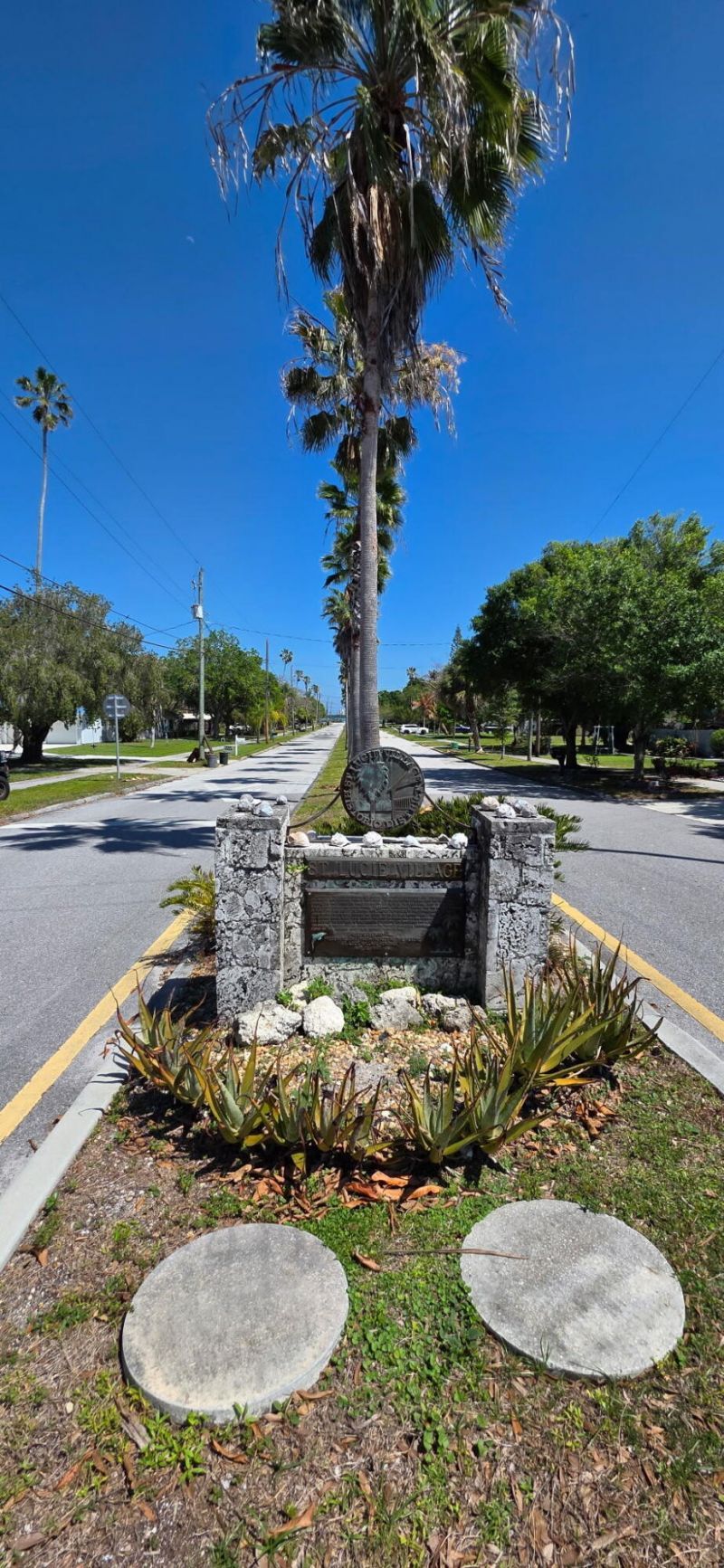 320 Chamberlain Boulevard, Fort Pierce, FL 34946 Photo