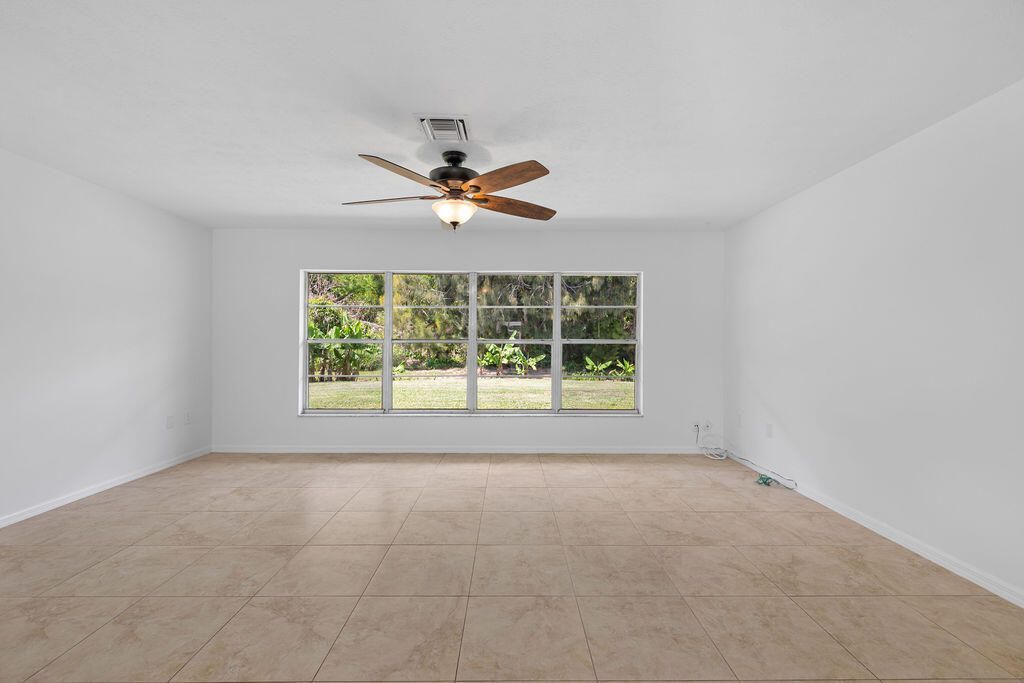 320 Chamberlain Boulevard, Fort Pierce, FL 34946 Photo