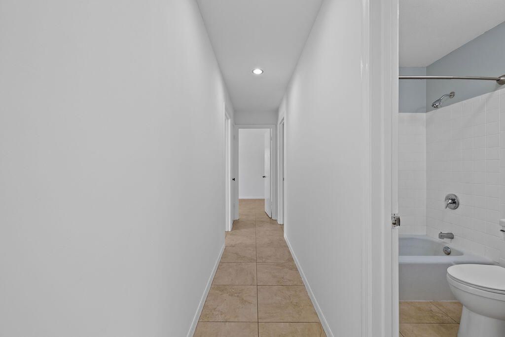 320 Chamberlain Boulevard, Fort Pierce, FL 34946 Photo