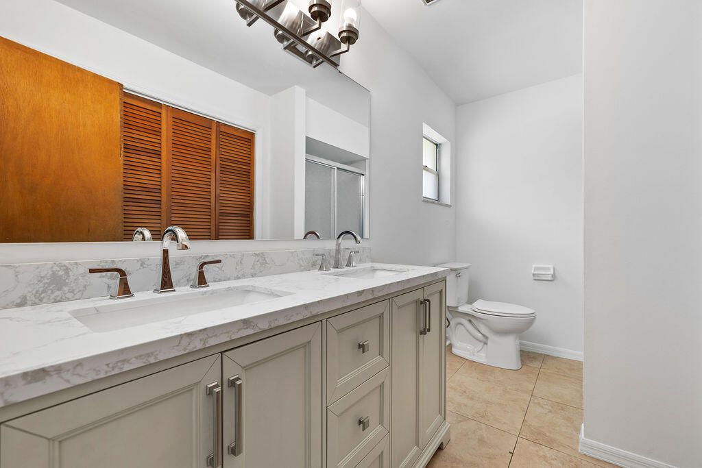 320 Chamberlain Boulevard, Fort Pierce, FL 34946 Photo