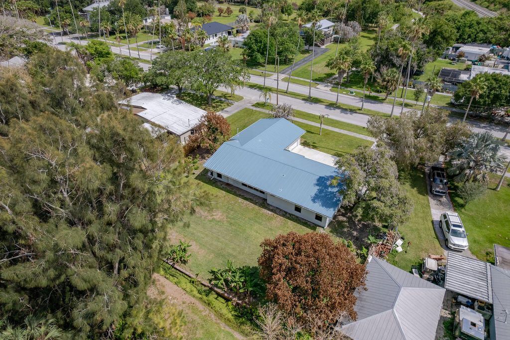 320 Chamberlain Boulevard, Fort Pierce, FL 34946 Photo