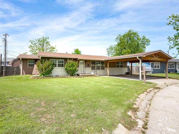 1415 Country Club Drive, Perry, OK 00000