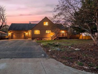 5510 James Avenue N, Brooklyn Center, MN 55430
