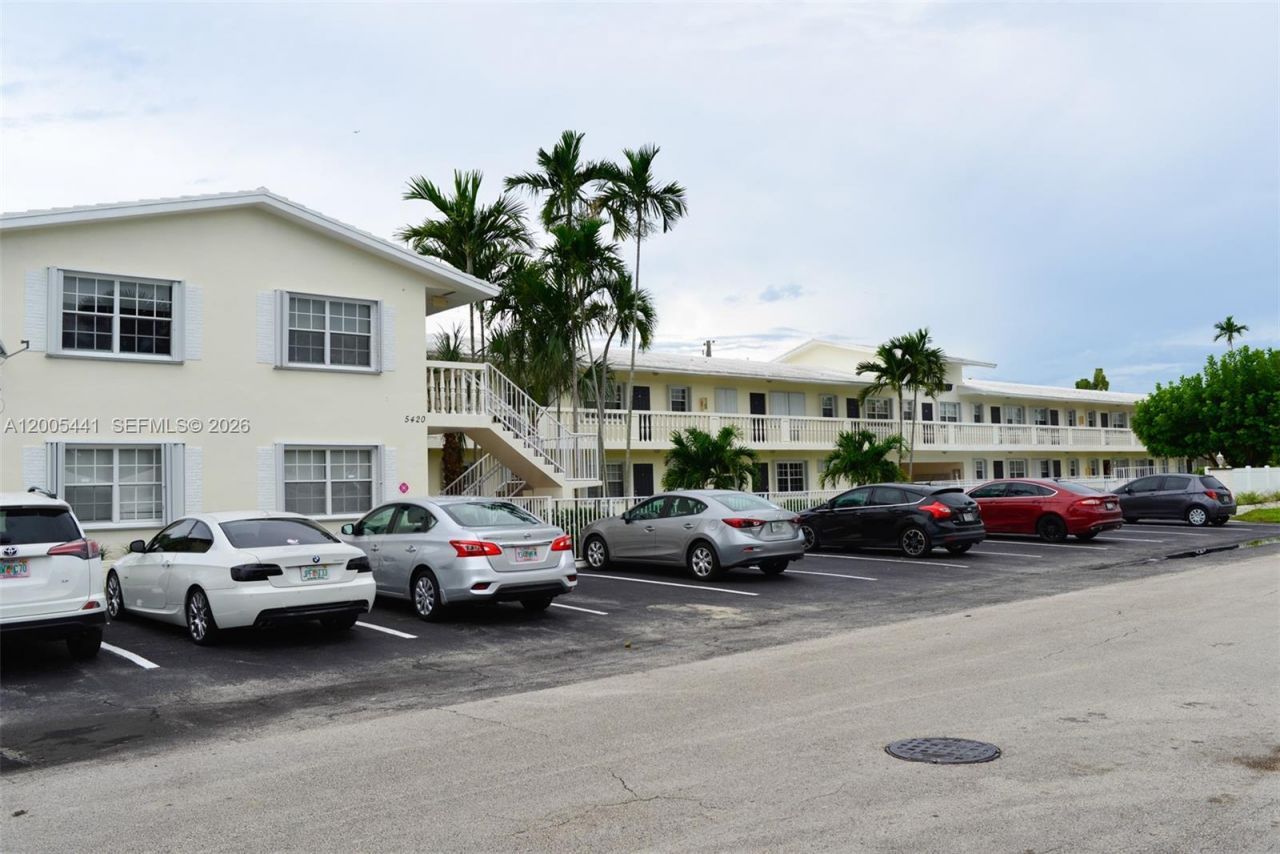 5420 NE 22nd Ter , Unit 16, Fort Lauderdale, FL 33308 Photo