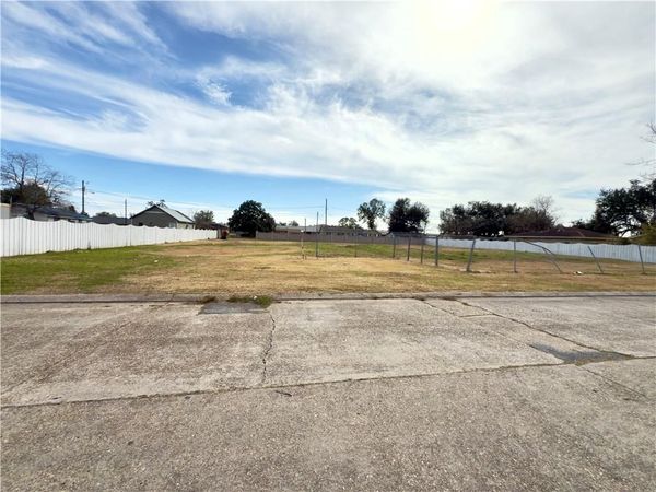 114 MARY ANN Avenue, Houma, LA 70363