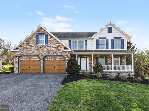 6507 LIPTAK DRIVE, HARRISBURG, PA 17112