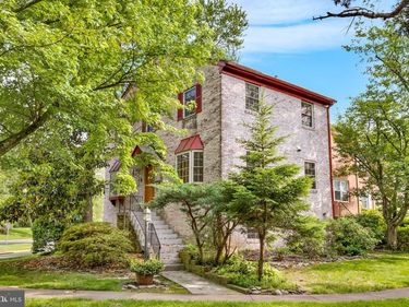 10401 COURTHOUSE DRIVE , FAIRFAX, VA 22030